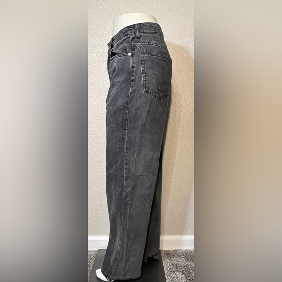 DIVIDED by H&M Black Denim pants - Picture 5 of 16